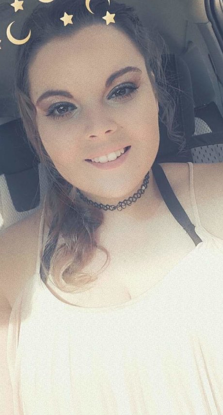 Shania Bell model sex pic