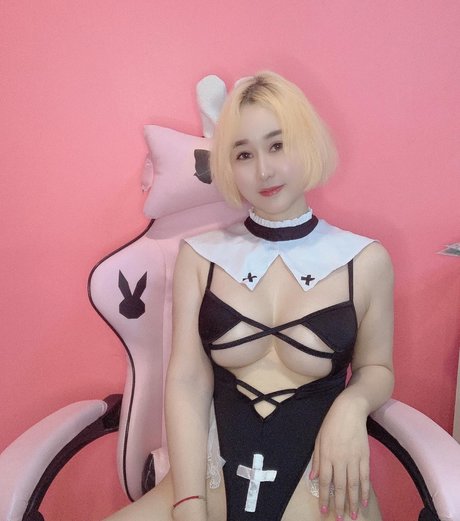 Baiwai sex model img