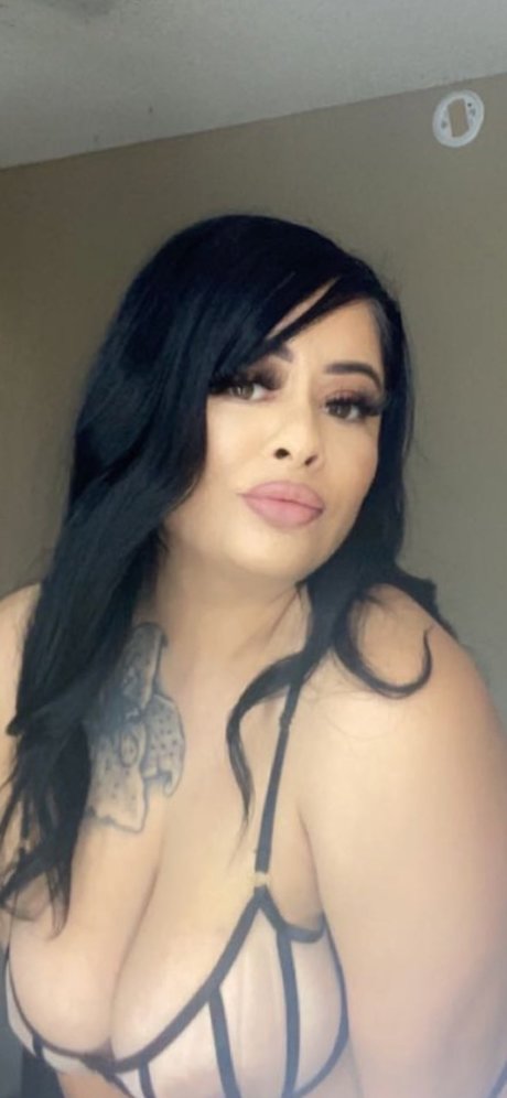 BeautifulBelle pornographic star archive