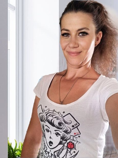 big tits teen onlyfans free xxx photo