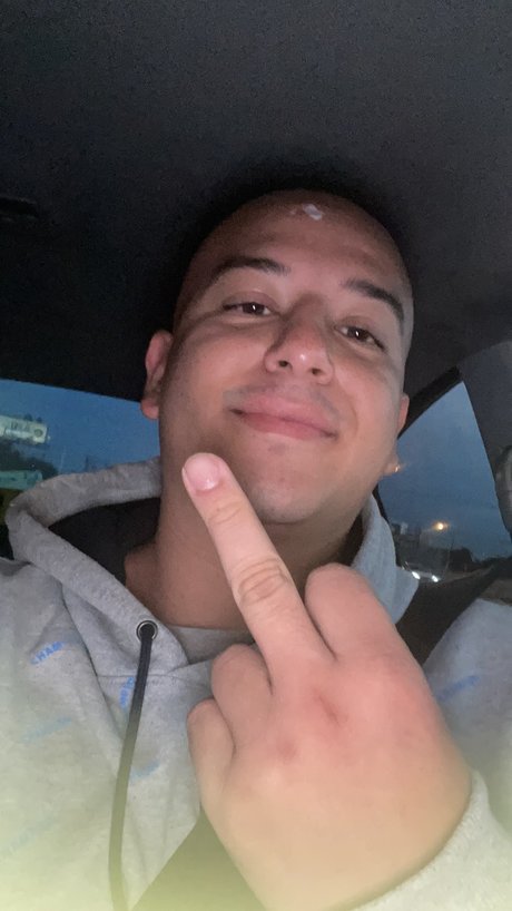 Nikola Mateo Bola os Ca on model free photos