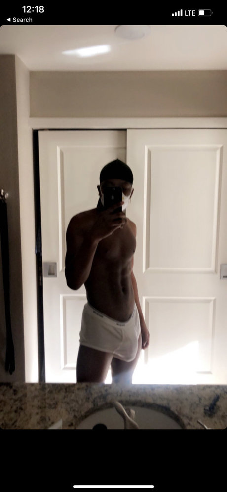 CALL ME DADDY_ star top img