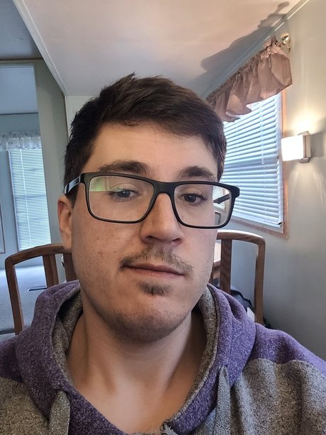 BearlyHairy model hot picture