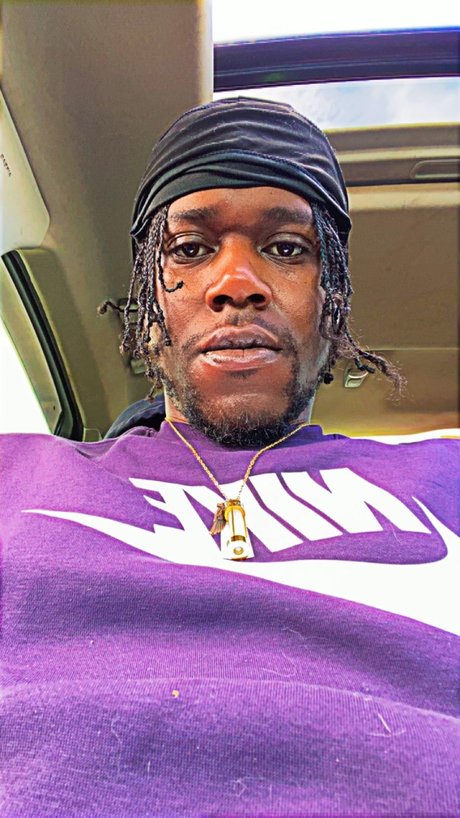 osoarraganttrav sexy star image