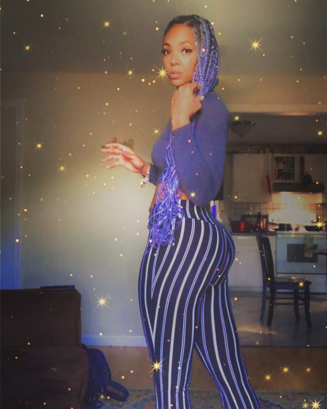 Bri The Beauty She a Beast pretty star pic