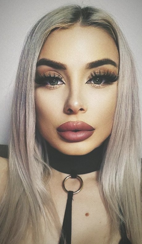 Maya96 pornstar sex photos