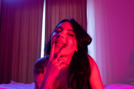 MeowLAV erotic star pictures