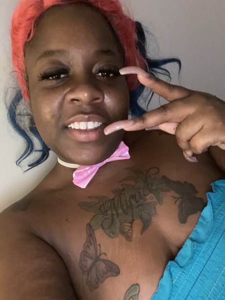 Nubian MeMe pornstar naked photos