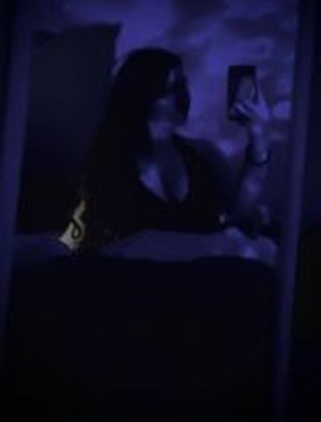 Melodi model best pics