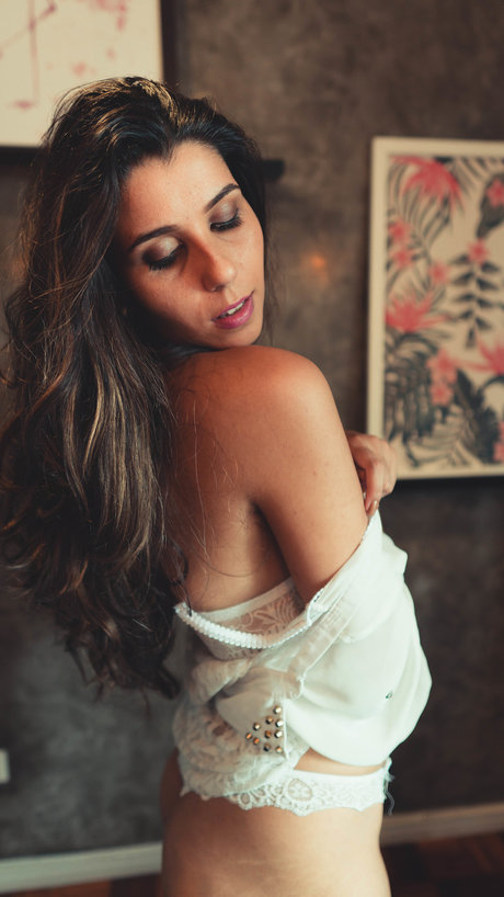 Little girlfriend star nude img