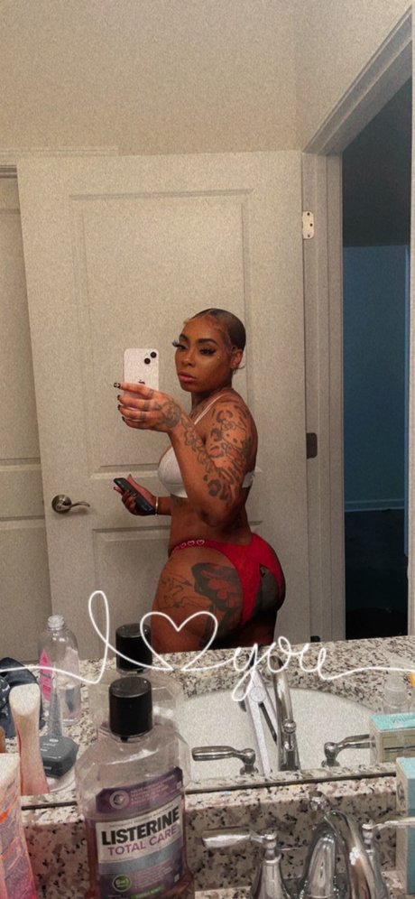 KeiSkii_ pornstar naked pics