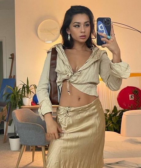 Diana Korkunova hot model gallery