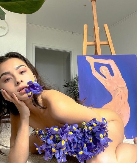 Diana Korkunova perfect model image