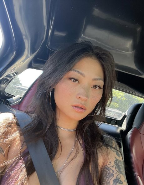 Mae Col star adult images