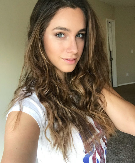 HayliNic beautiful star pics