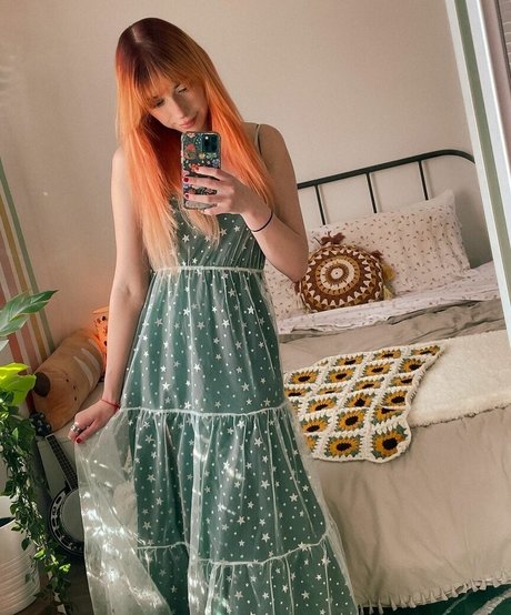 shelbygraces art model archive