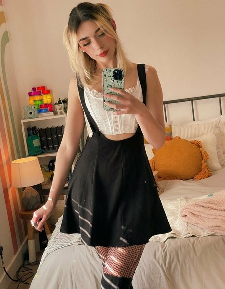 shelbygraces star naked images