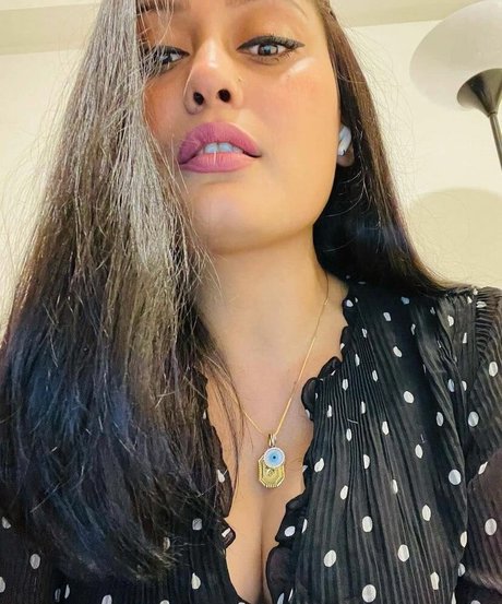 Real Goddessanna art model picture