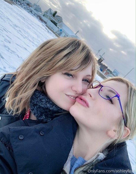 teen dildo onlyfans art nude galleries