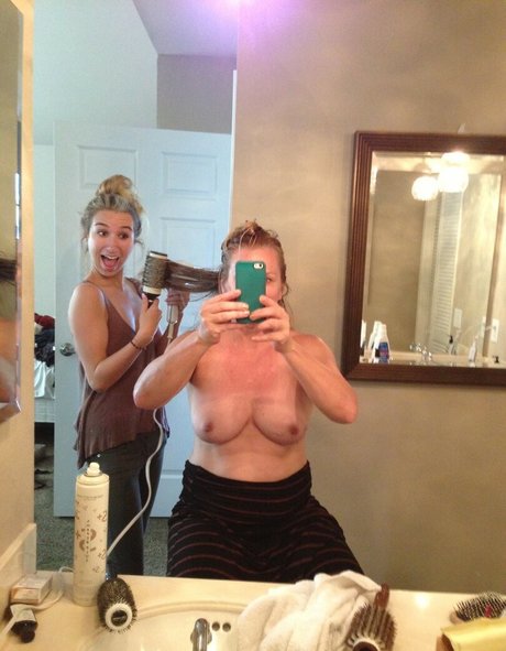 Jenny McCarthy hd pornstar photos