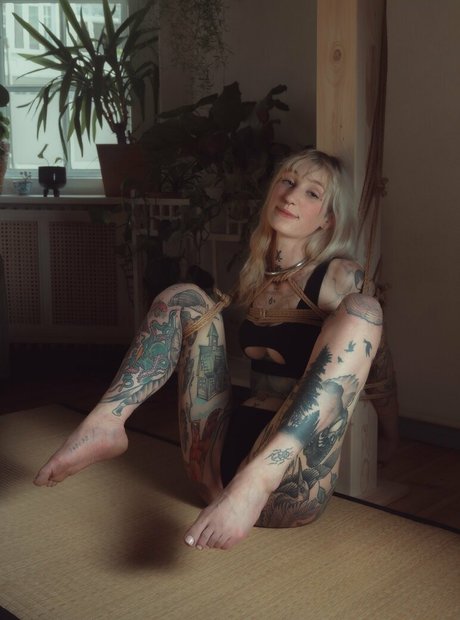 Mrs Nice sexy star gallery