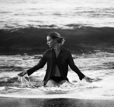 Heather Morris hot model photo