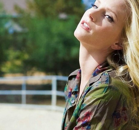 Heather Morris pornstar nude pics