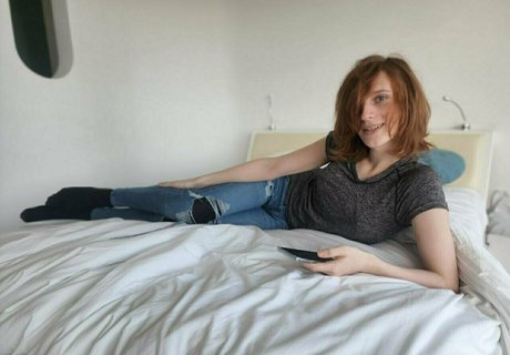 Aintapuppy model pornographic pics