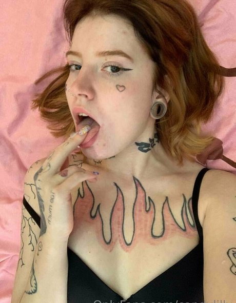 brattyauroravip top actress photos