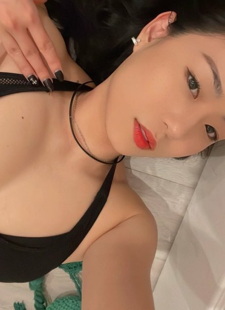 Juziis exclusive pornstar photo