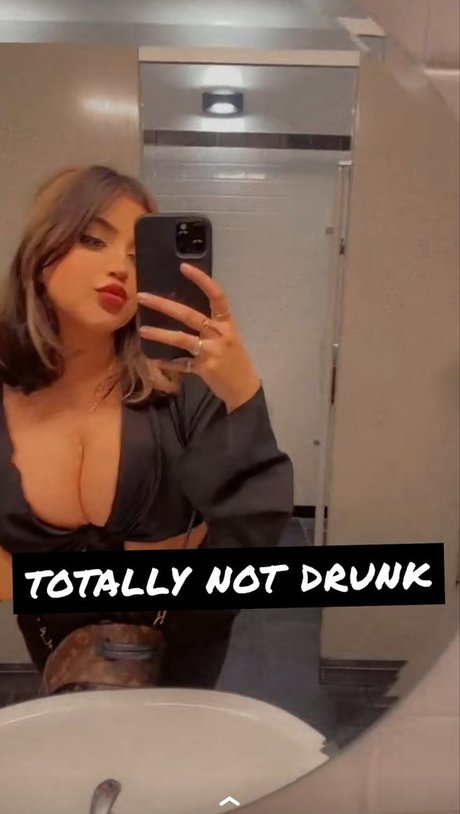 OMGLove porn actress picture