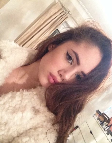 Saoirse Alicia Behzadi star xxx photos