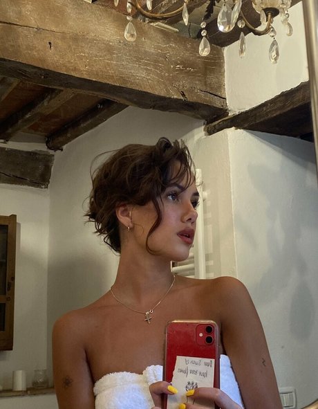 Saoirse Alicia Behzadi pornographic actress galleries