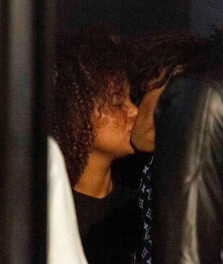 swinger milf onlyfans nude pics