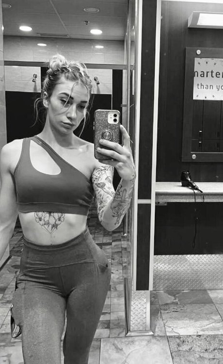 Taylor Flewin sex actress picture