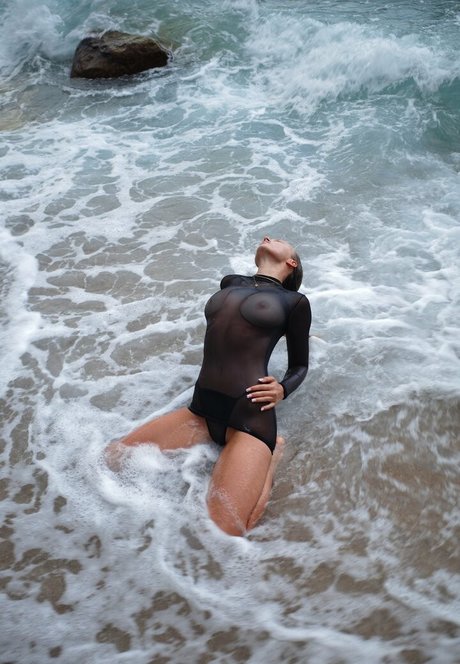 Chillwithkira star nudes photos