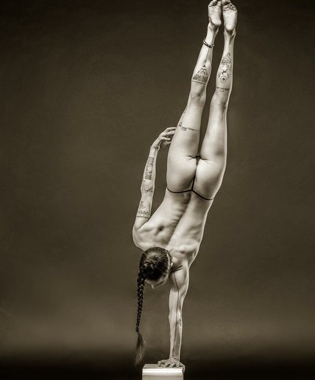 Stefanie Millinger erotic actress gallery