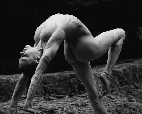 Stefanie Millinger free model img