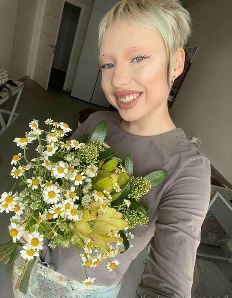 ladyy diamond pornographic actress pictures