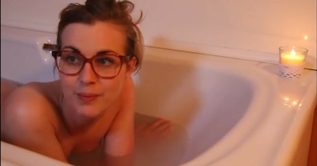 Rose And Rosie sexy star img