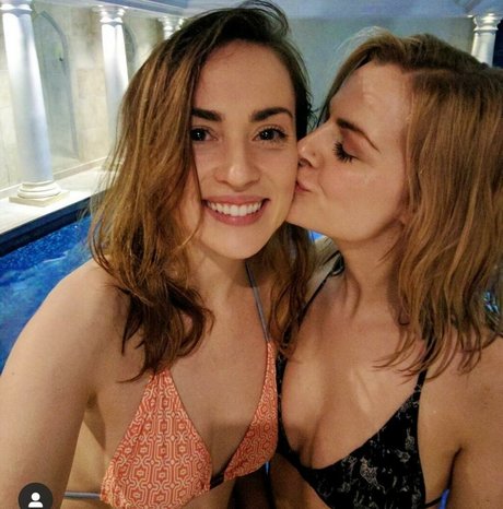 Rose And Rosie nudes pornstar archive