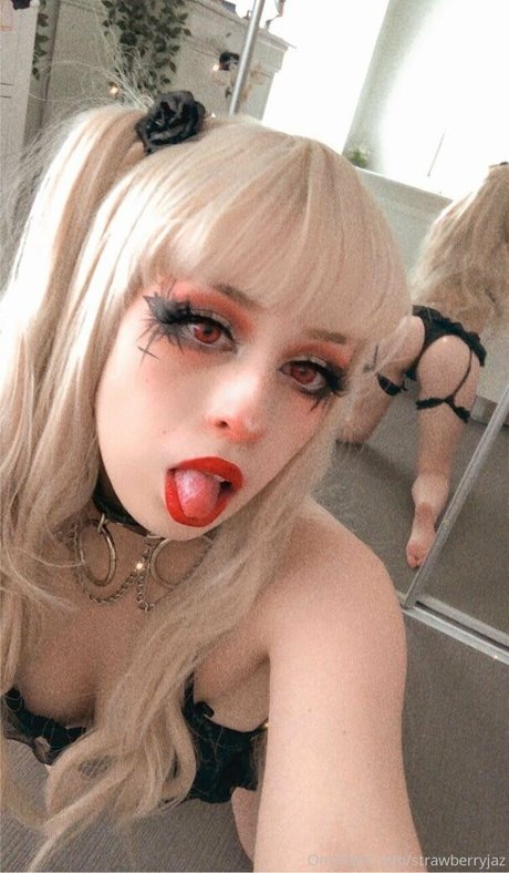 Strawberryjaz pornographic actress picture