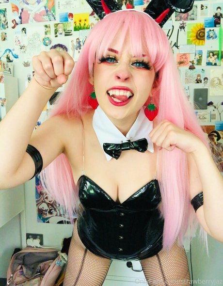 Strawberryjaz model nudes photo