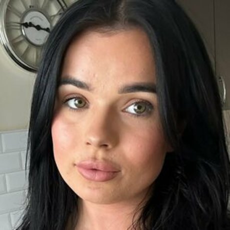 Amy Olivia Hayden model sex gallery