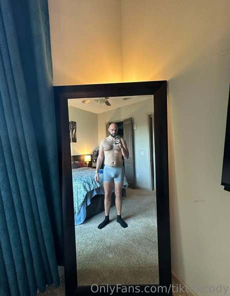 tiktokcody nude actress photos