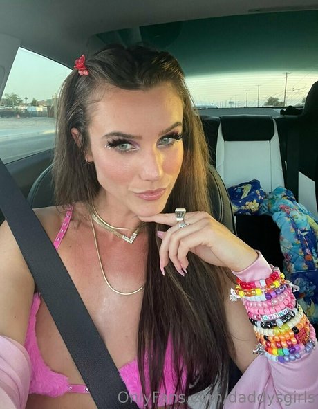 daddysgirls model nude pic