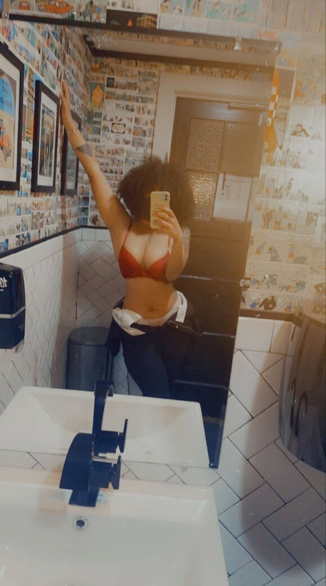 Elusivemulatto perfect star photo