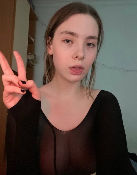 mirtaworld model pornographic picture