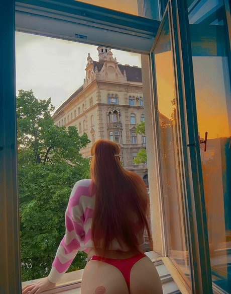 tsmiagold xxx pornstar gallery