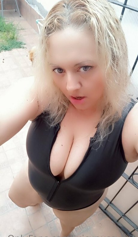 juicypussyhot star photos